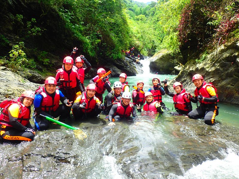 屏東瑪家牛角灣溪溯溪