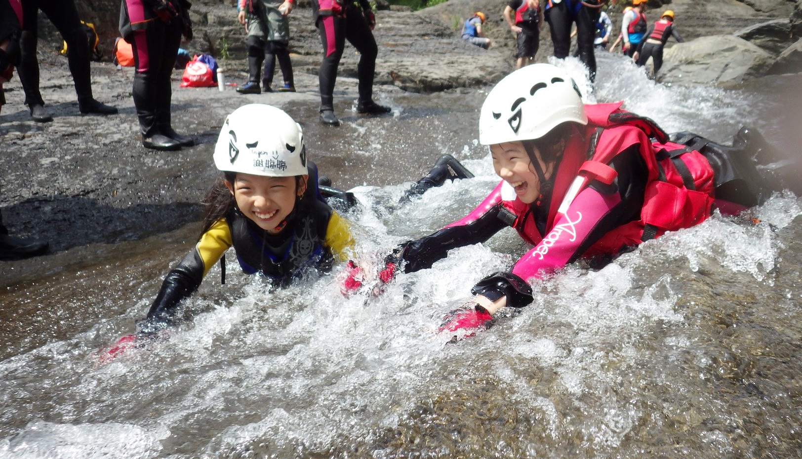 新竹尖石梅花溪親子溯溪體驗(含盥洗)-【山神的邀請】