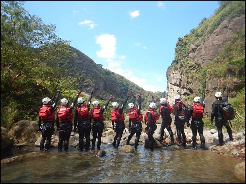 新北瑞芳半屏溪溯溪-【三鬼傳奇之大怒神滑瀑】