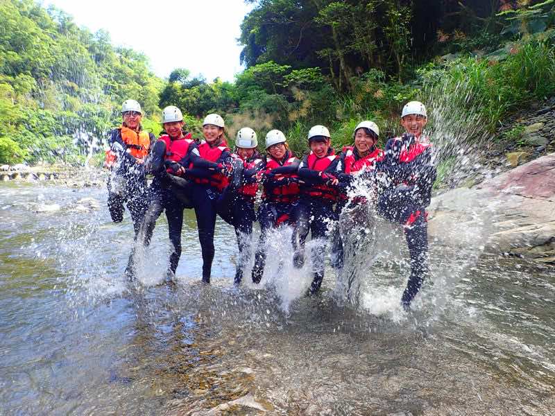 宜蘭礁溪月眉坑溯溪-【尋找神秘瀑布】