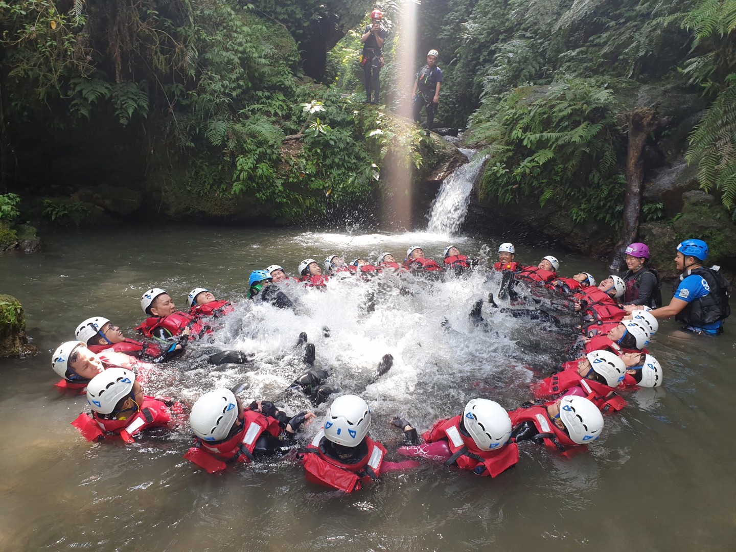 宜蘭礁溪月眉坑溯溪-【尋找神秘瀑布】
