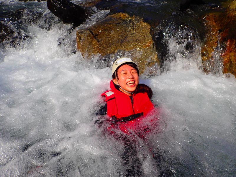 宜蘭礁溪月眉坑溯溪-【尋找神秘瀑布】