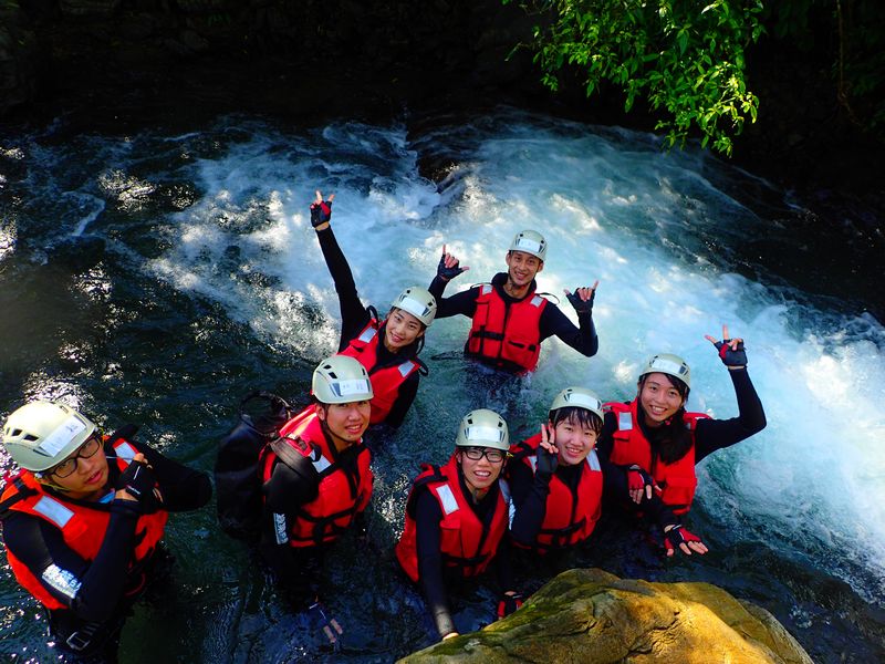 宜蘭礁溪月眉坑溯溪-【尋找神秘瀑布】