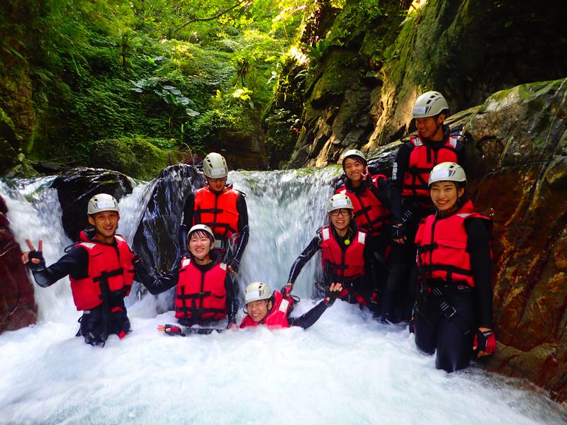 宜蘭礁溪月眉坑溯溪-【尋找神秘瀑布】