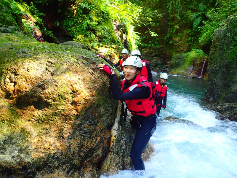 宜蘭礁溪月眉坑溯溪-【尋找神秘瀑布】