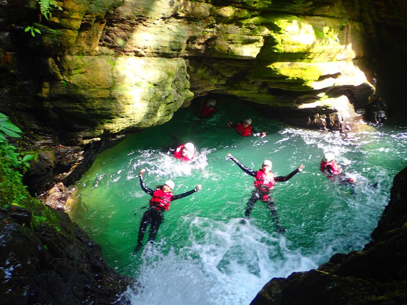 宜蘭礁溪月眉坑溯溪-【尋找神秘瀑布】