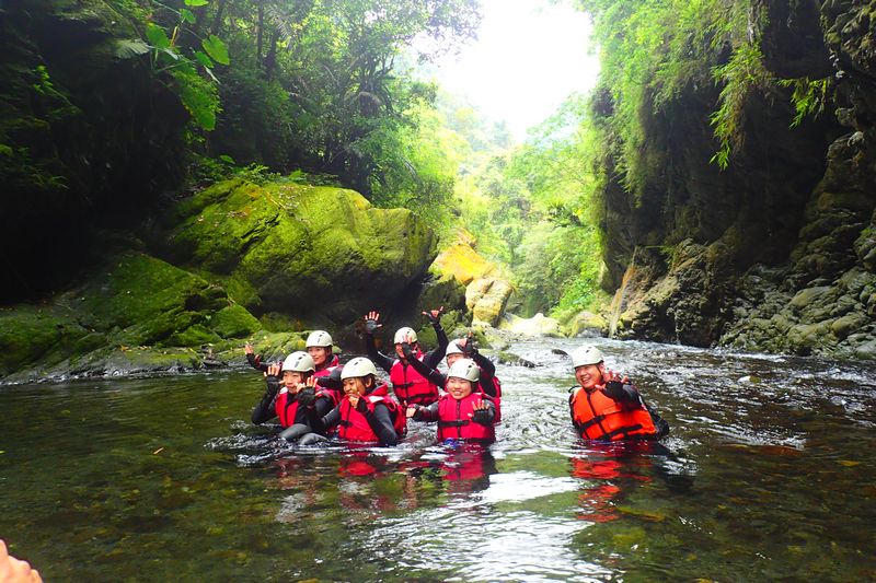 新竹獨家喜甕峽谷溯溪-【百米大滑降】