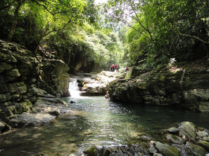 苗栗泰安打比厝溪溯溪-【親子+新手入門推薦】