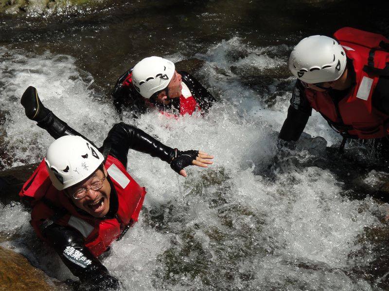 苗栗泰安打比厝溪溯溪-【親子+新手入門推薦】