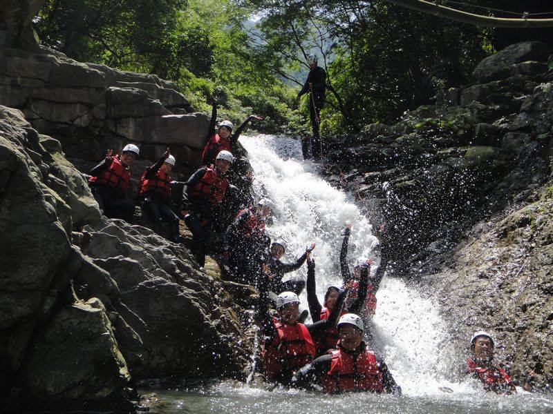 苗栗泰安打比厝溪溯溪-【親子+新手入門推薦】