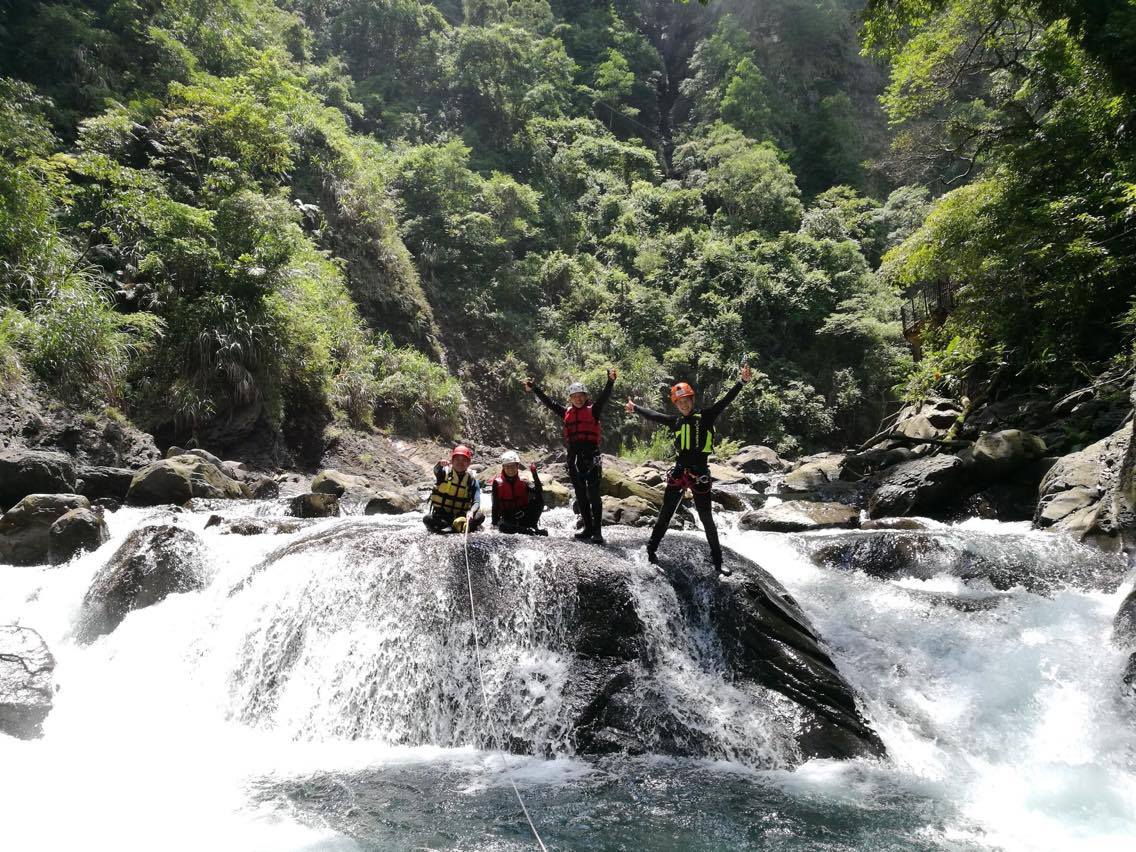桃園復興小烏來祕境溯溪-50米大瀑布