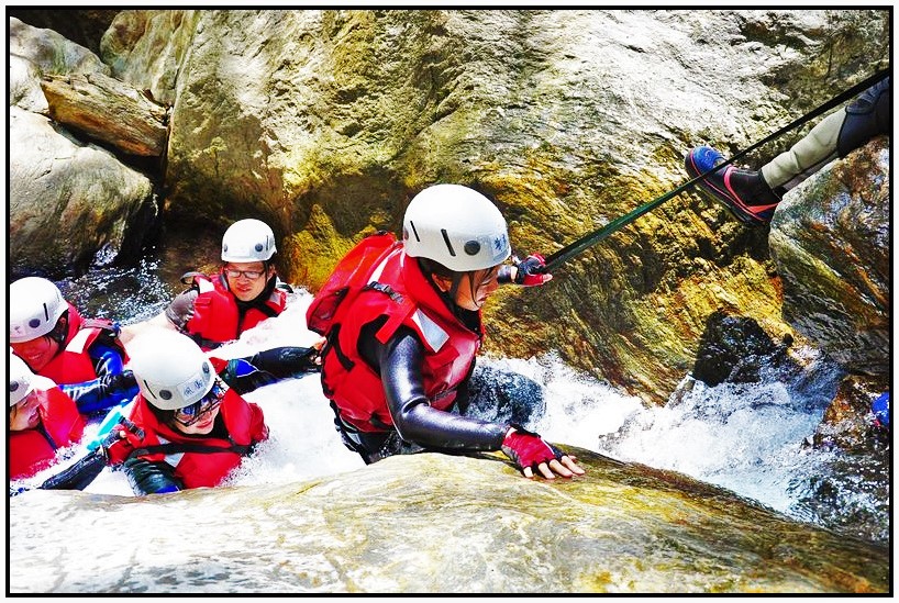 宜蘭南澳鹿皮溪溯溪-【金岳瀑布+大滑瀑】