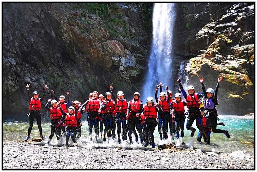 宜蘭南澳鹿皮溪溯溪-【金岳瀑布+大滑瀑】