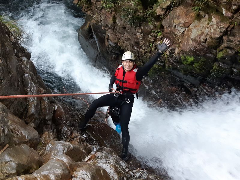 台北石門老梅溪溯溪-新手入門推薦
