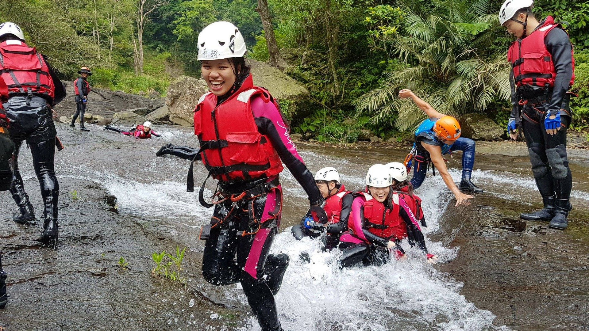 台北中坑溪溯溪體驗-【超級滑瀑】