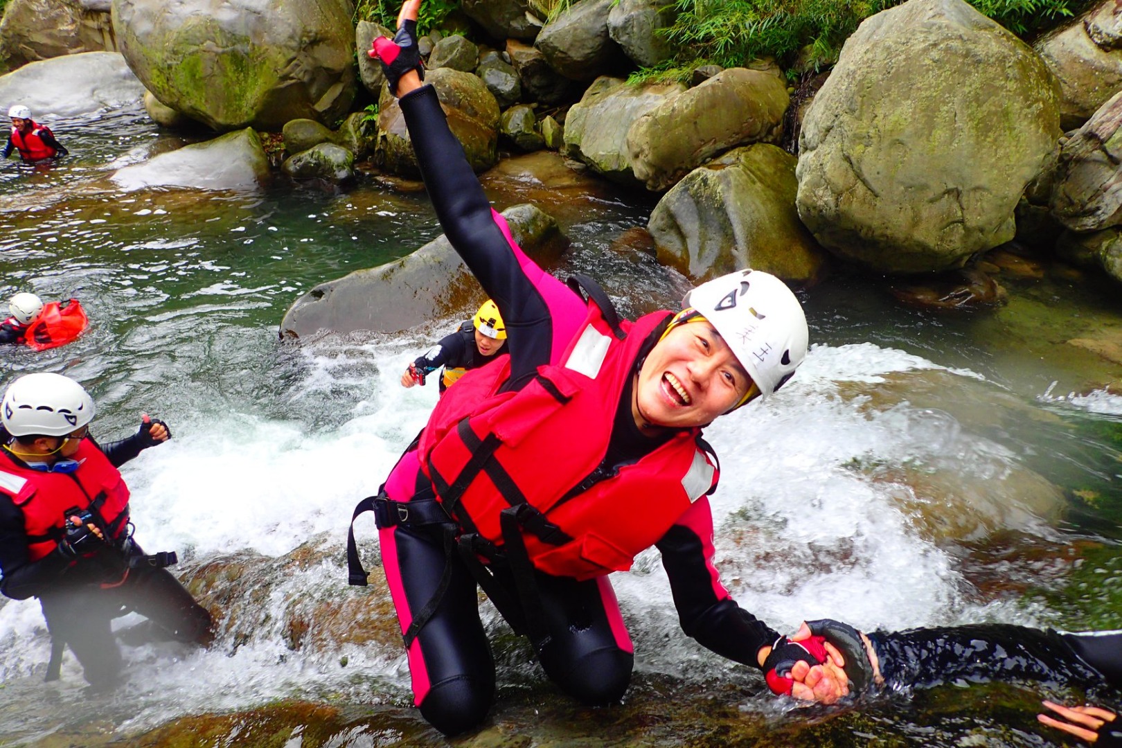 苗栗南庄風美溪溯溪-【苦花潭仙境】