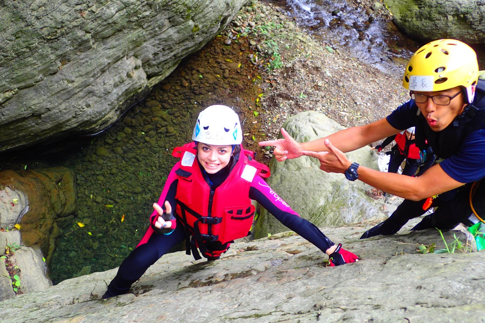 苗栗南庄風美溪溯溪-【苦花潭仙境】