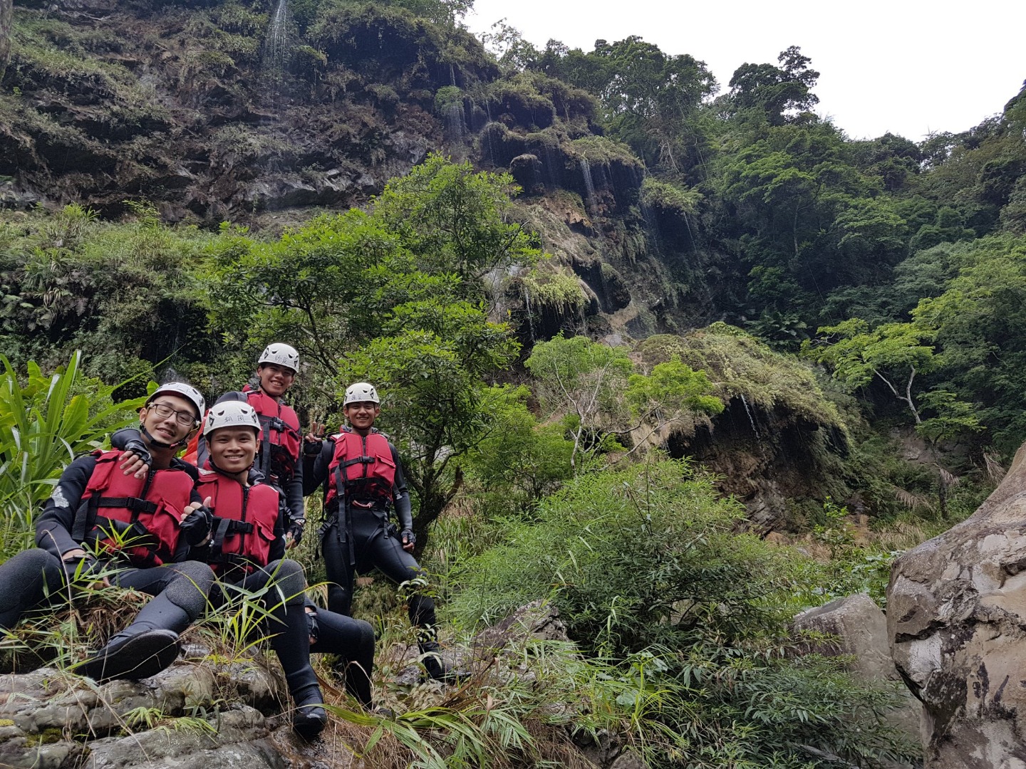 苗栗南庄風美溪溯溪-【苦花潭仙境】