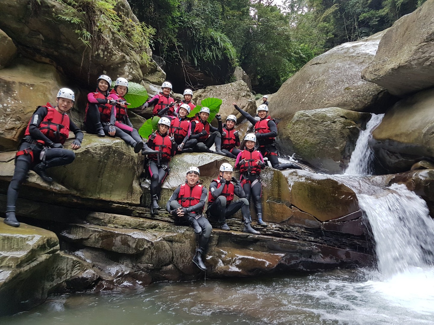 苗栗南庄風美溪溯溪-【苦花潭仙境】