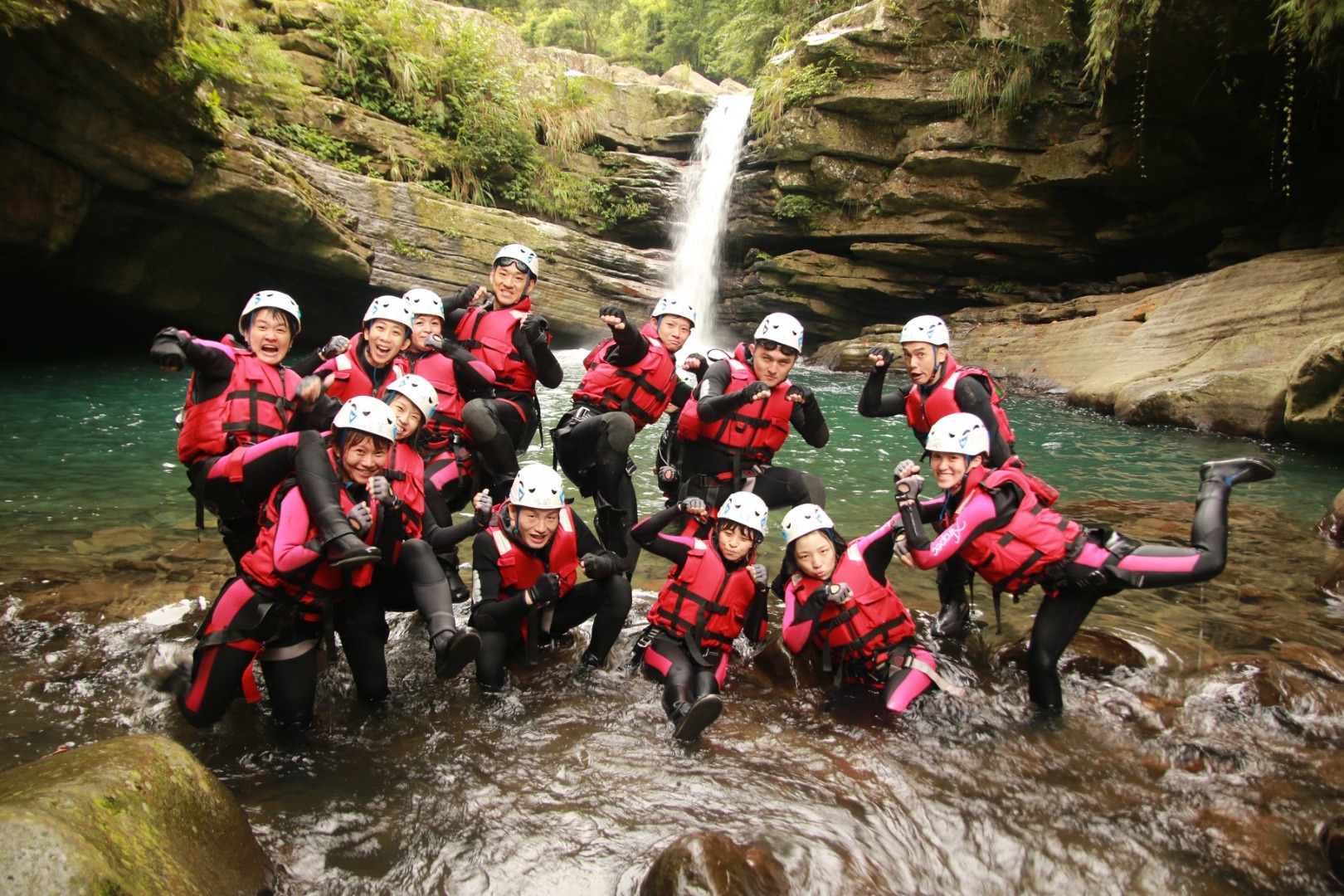 苗栗南庄風美溪溯溪-【苦花潭仙境】