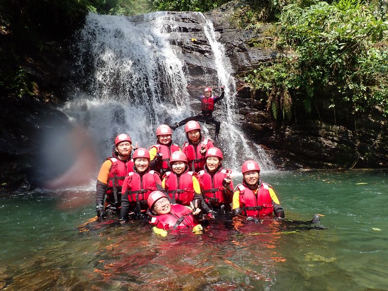 屏東萬安鄉萬流溪溯溪