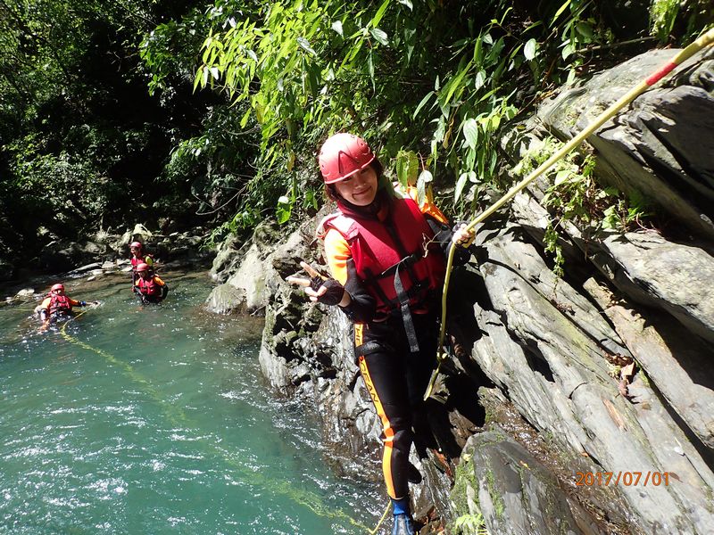 屏東萬安鄉萬流溪溯溪