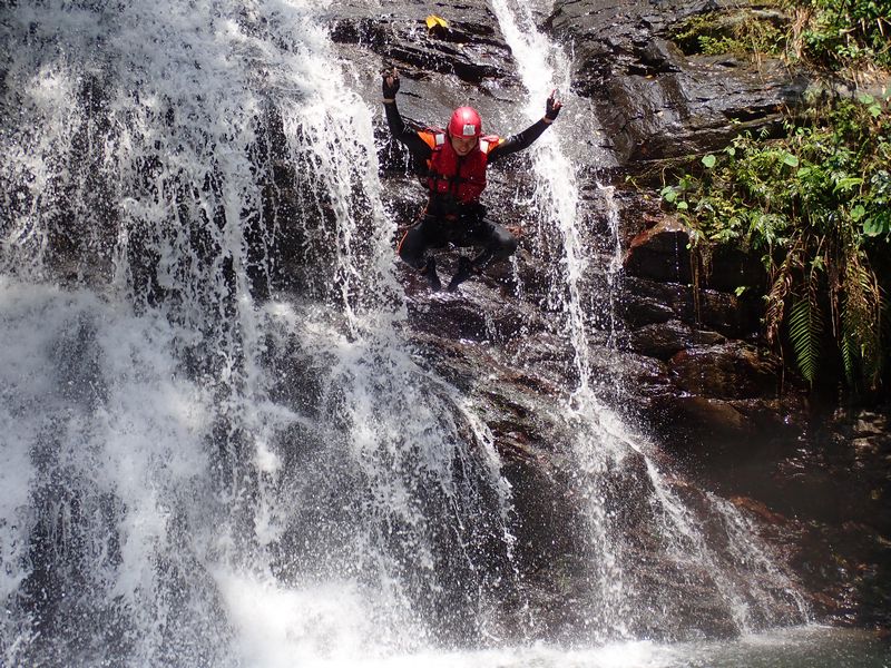 屏東萬安鄉萬流溪溯溪