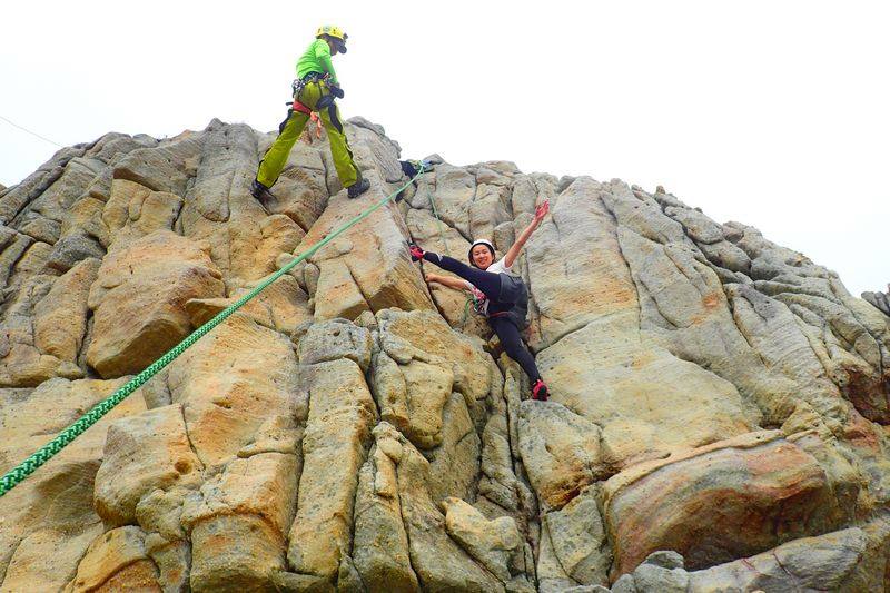 東北角龍洞攀岩體驗