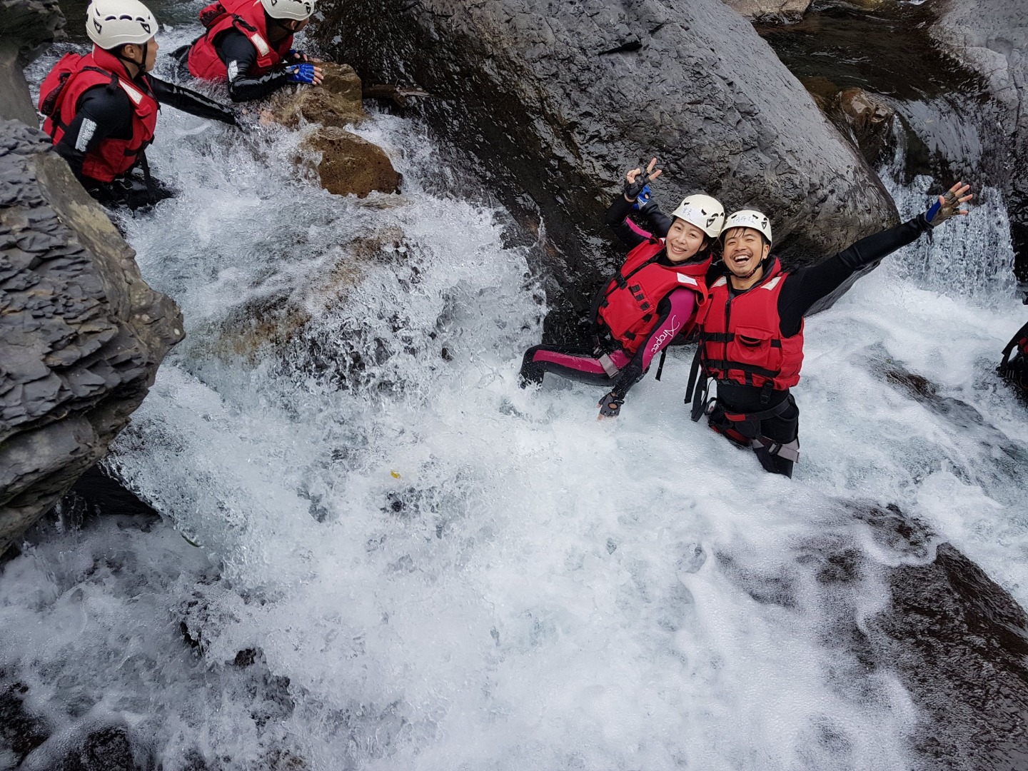 新竹麥巴來溪溯溪-【跳水滑瀑樂】