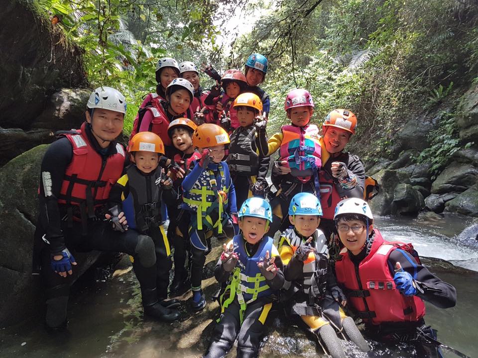 新竹尖石梅花溪親子溯溪體驗(含盥洗)-【山神的邀請】