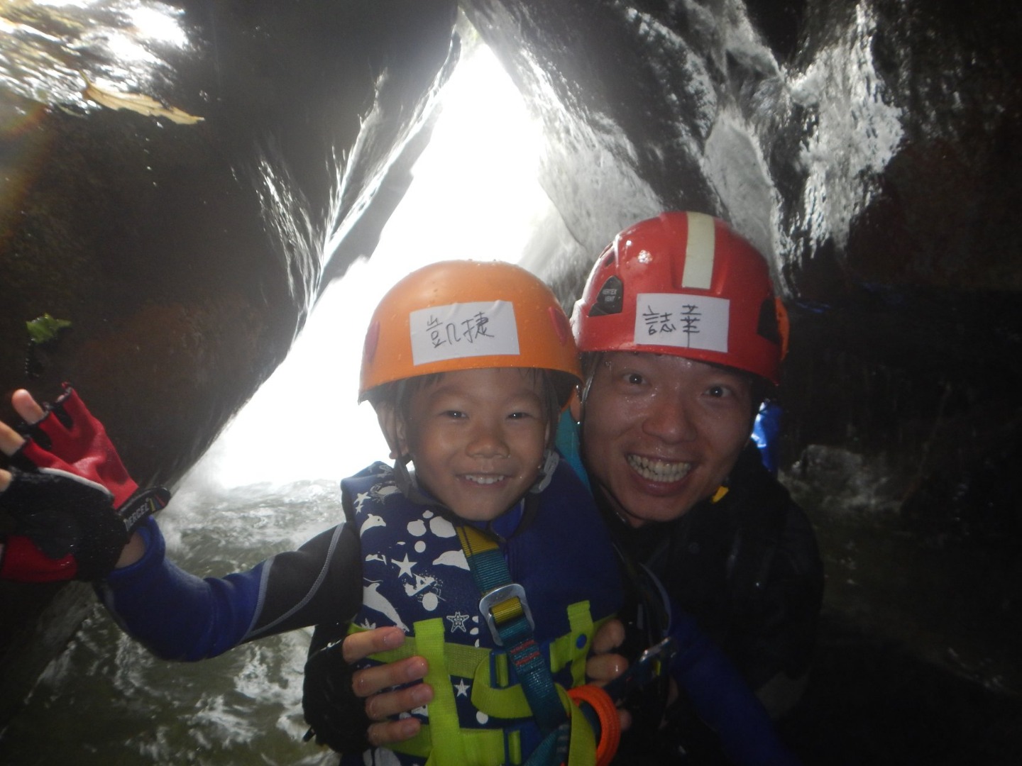 新竹尖石梅花溪親子溯溪體驗(含盥洗)-【山神的邀請】