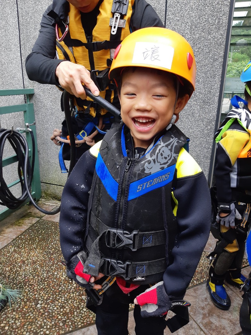 新竹尖石梅花溪親子溯溪體驗(含盥洗)-【山神的邀請】