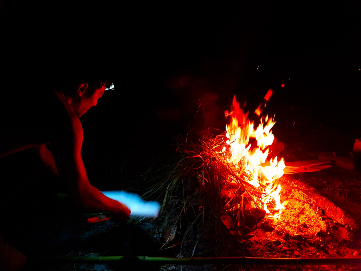 新竹兩天一夜、秀巒│泰崗溪野溪祕湯& 野營& 營火晚會