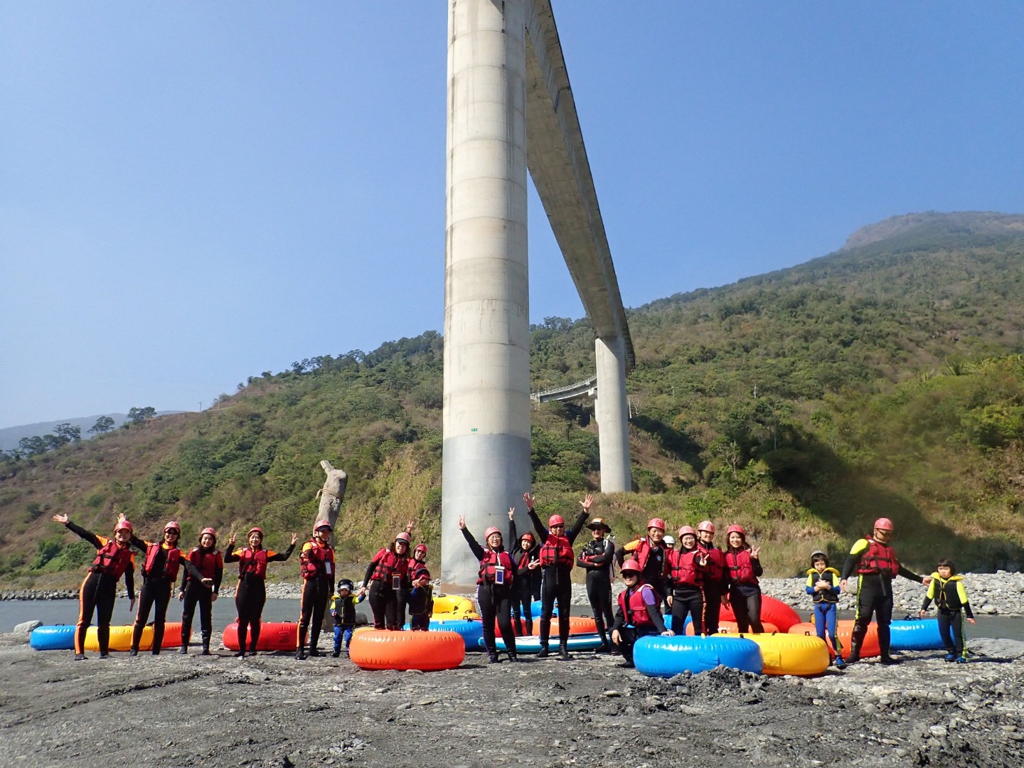 屏東、霧台│獨家漂流體驗-【隘寮北溪秘境探索】
