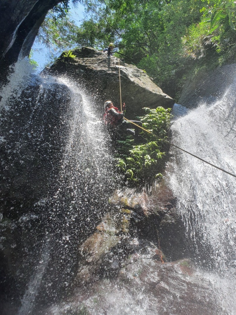 宜蘭南澳鹿角溪溪降-【新手溪降體驗】