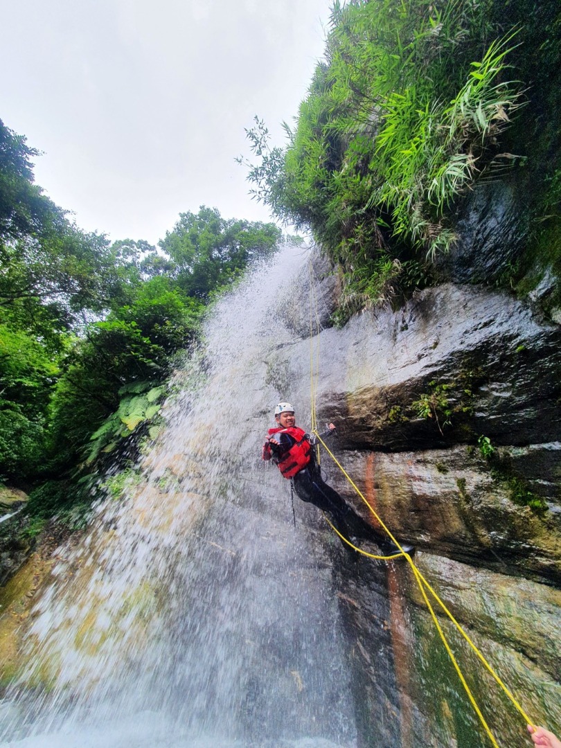 宜蘭南澳鹿角溪溪降-【新手溪降體驗】