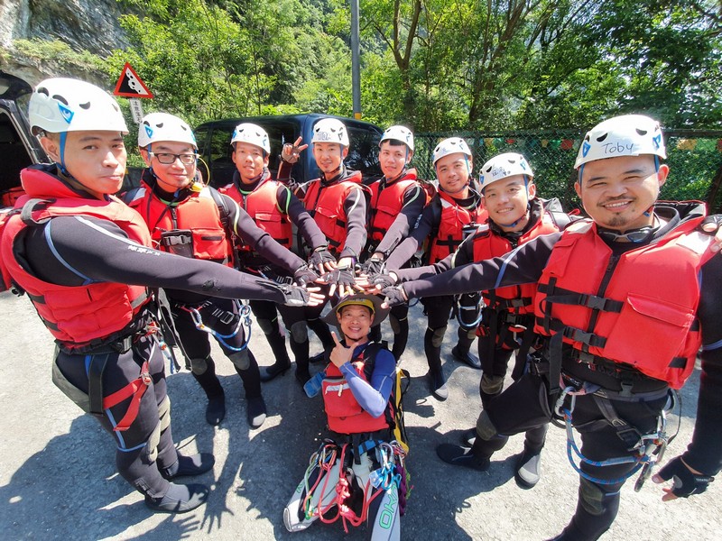 宜蘭南澳鹿角溪溪降-【新手溪降體驗】