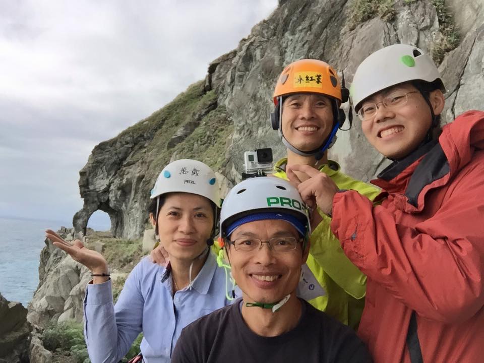 花蓮清水斷崖象鼻隧道攀岩-尋找壹元紙鈔上的祕境