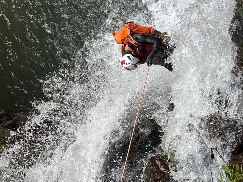 初級山域搜救訓練